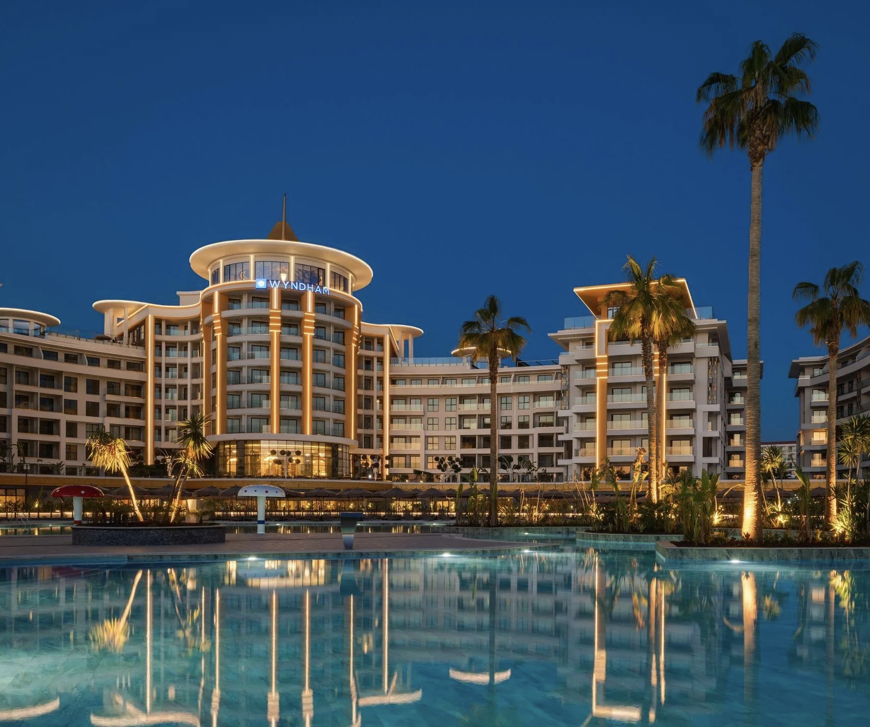 Azura World Hotel Alanya Transfer