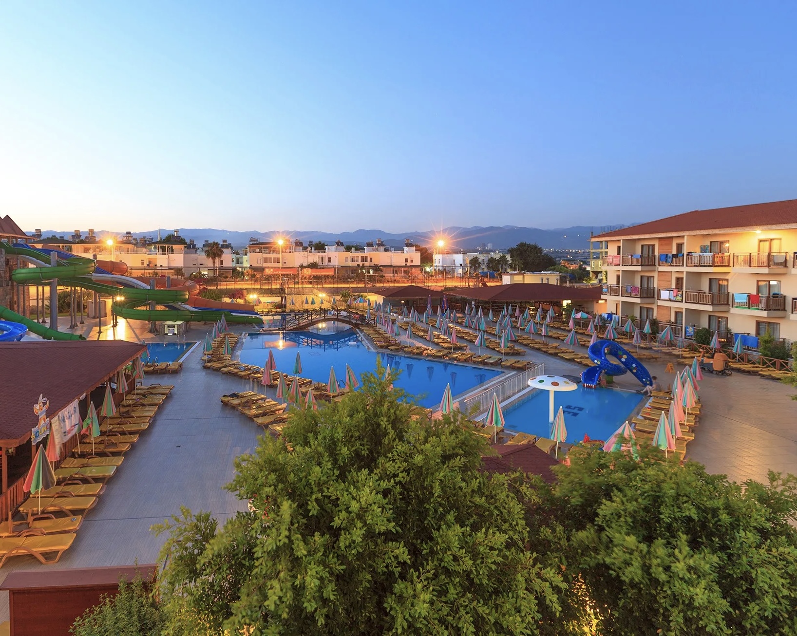 Eftalia Village Antalya Havalimanı Transfer