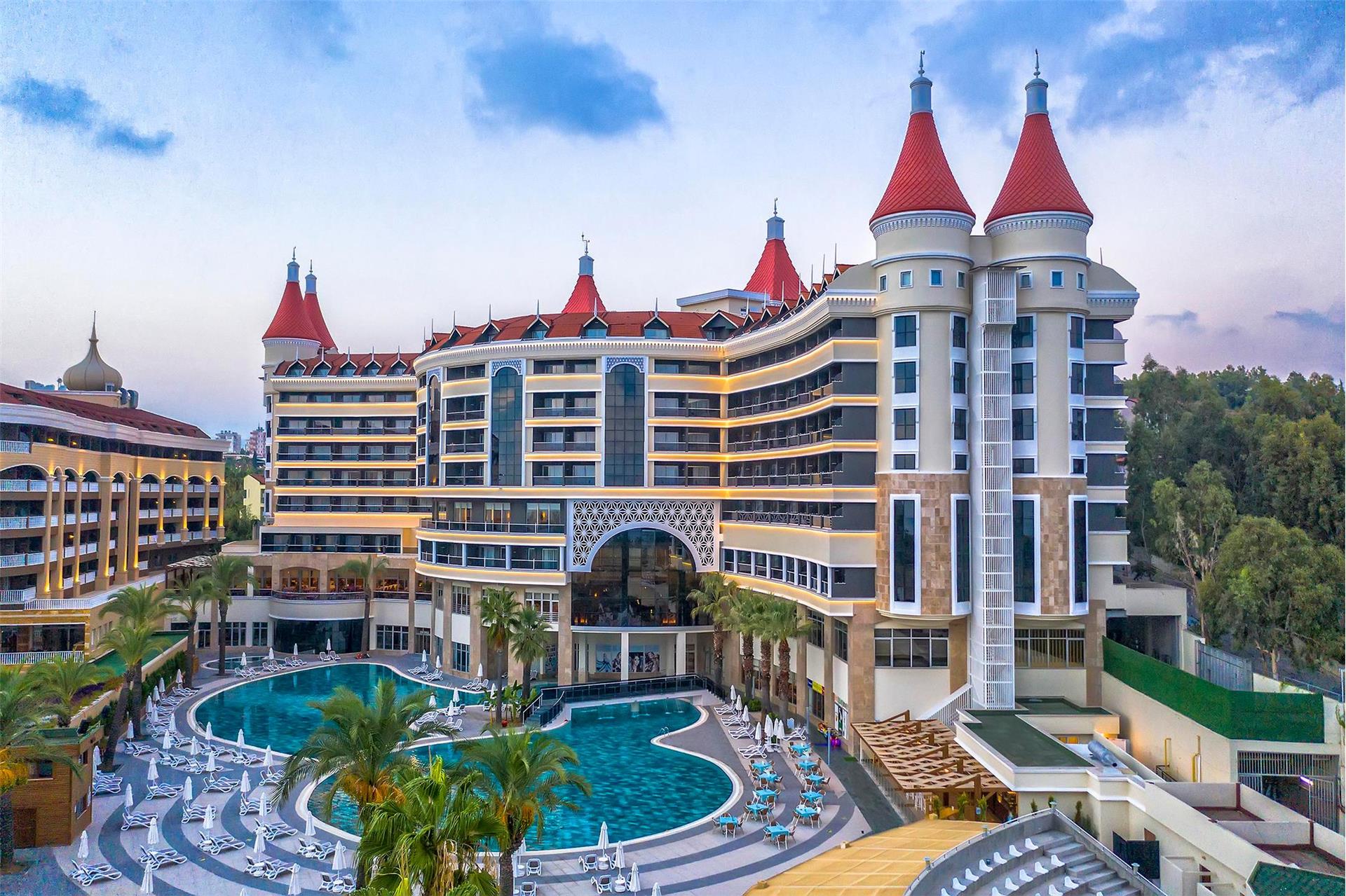 Leodikya Kirman Premium Antalya Havalimanı Transfer