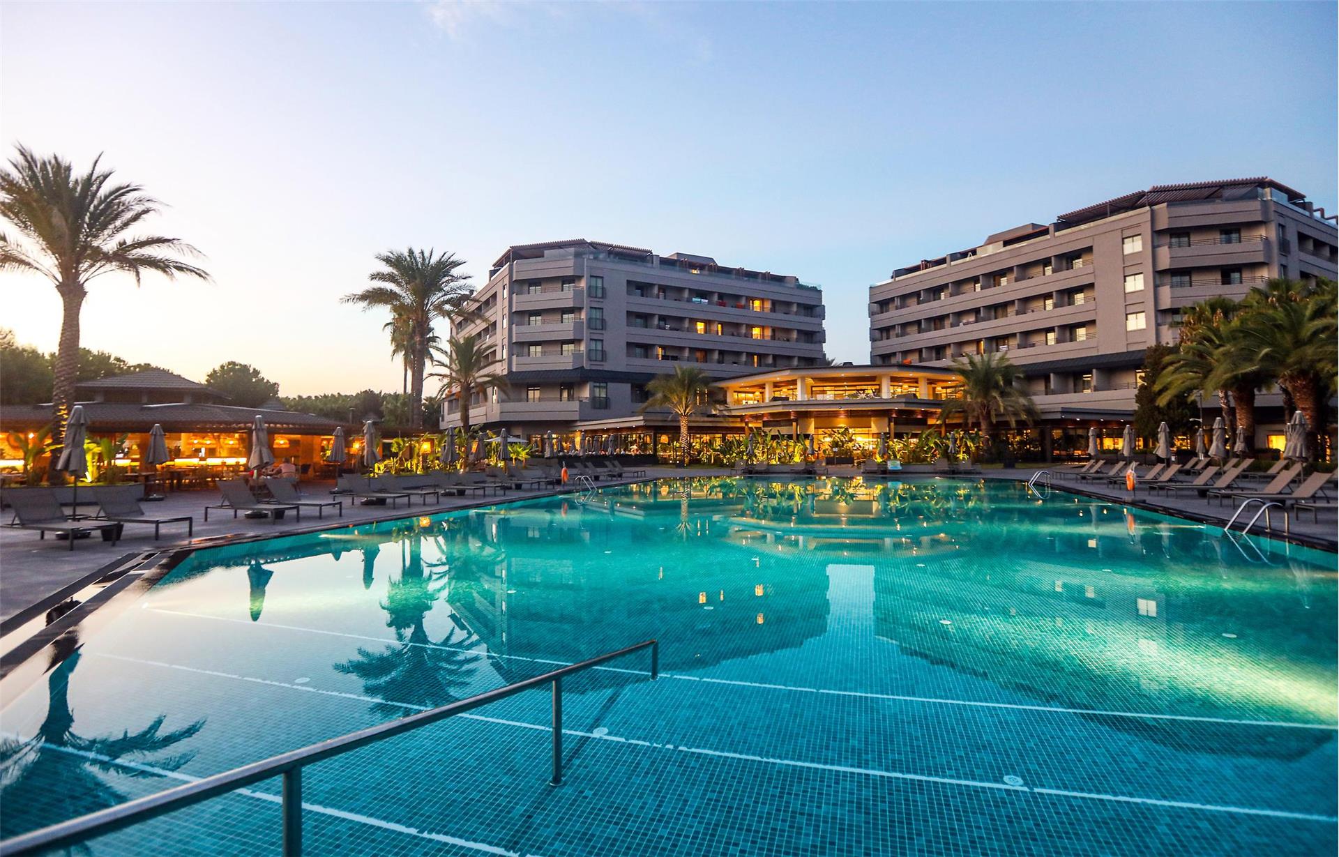 Miramare Beach Hotel Antalya Havalimanı Transfer