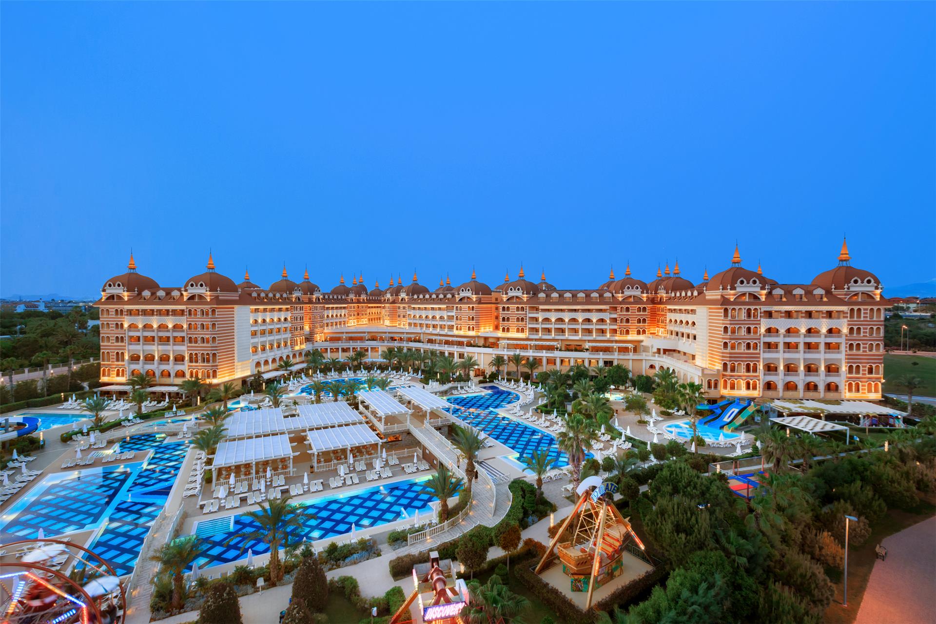Royal Alhambra Palace Antalya Havalimanı Transfer