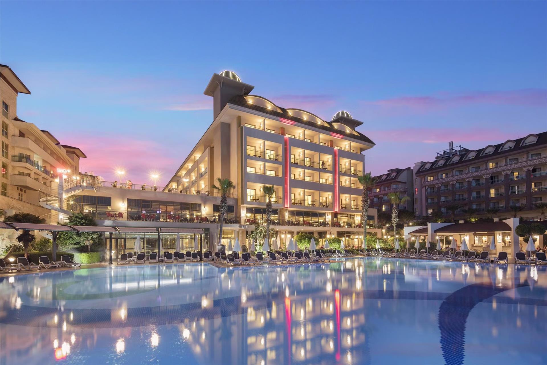Aydınbey King’s Palace & Spa Antalya Flughafen Privattransfer