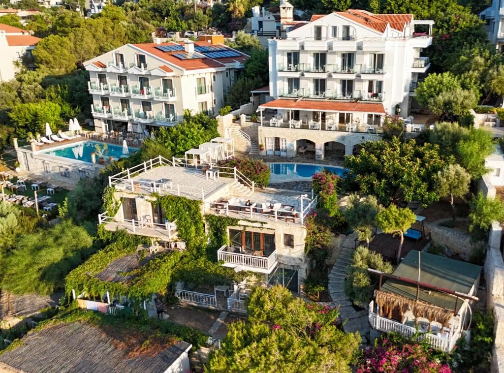 Korsan Ada Hotel Kaş Dalaman Airport VIP Transfer